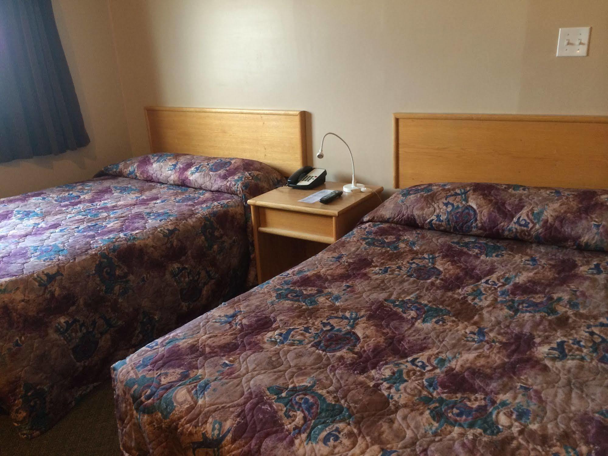 Nights Inn Motel Thunder Bay Exterior photo